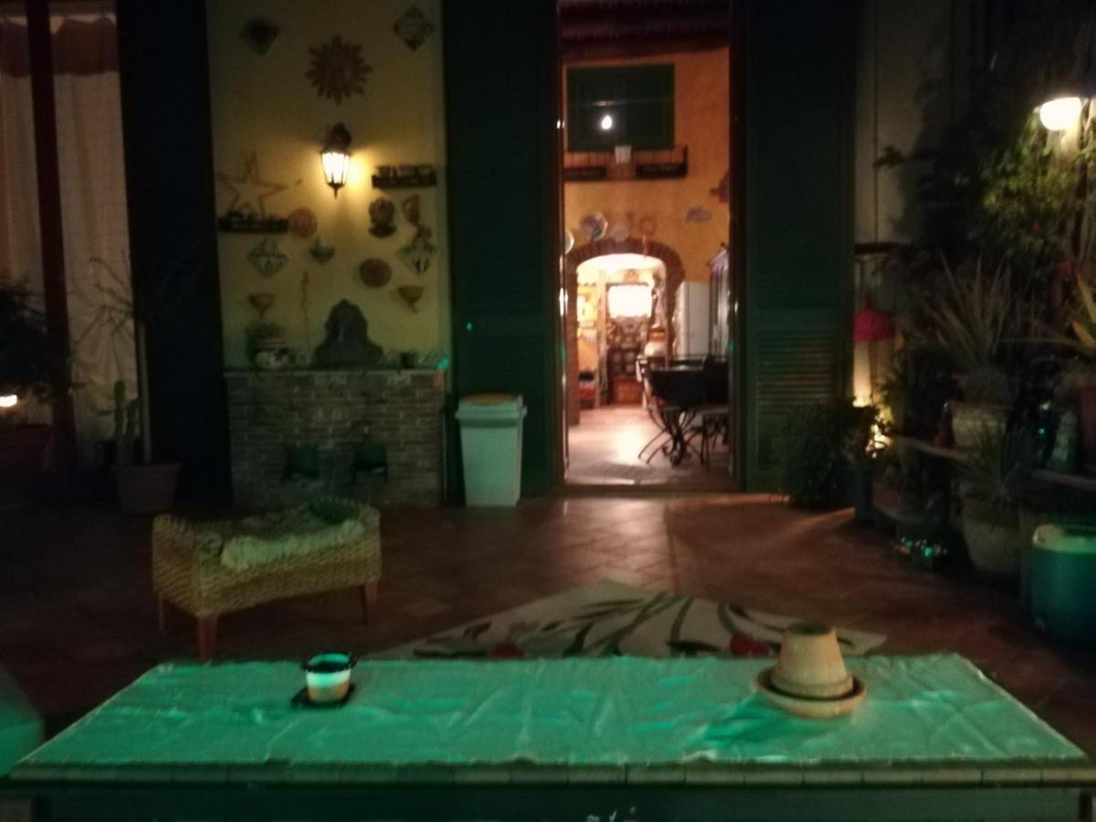 Le Stanze Di Mimi Bed & Breakfast Napoli Bagian luar foto