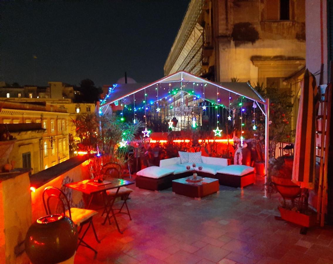 Le Stanze Di Mimi Bed & Breakfast Napoli Bagian luar foto