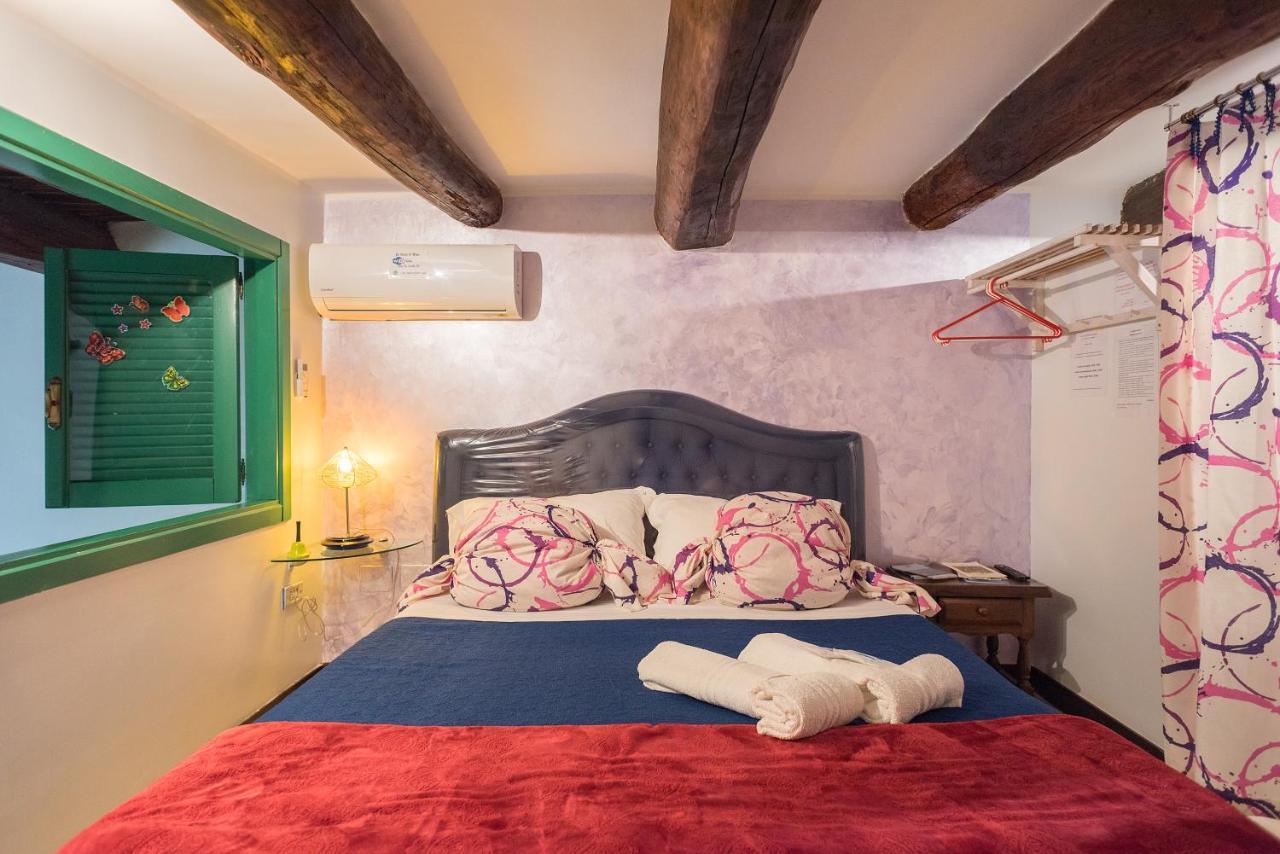 Le Stanze Di Mimi Bed & Breakfast Napoli Bagian luar foto