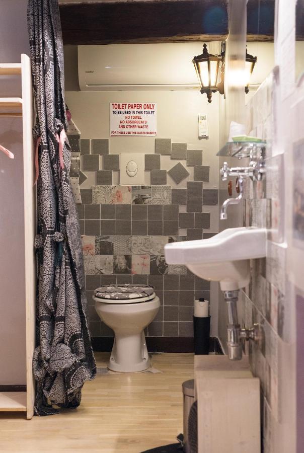 Le Stanze Di Mimi Bed & Breakfast Napoli Bagian luar foto