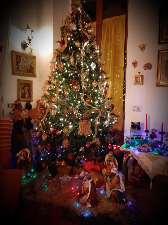 Le Stanze Di Mimi Bed & Breakfast Napoli Bagian luar foto